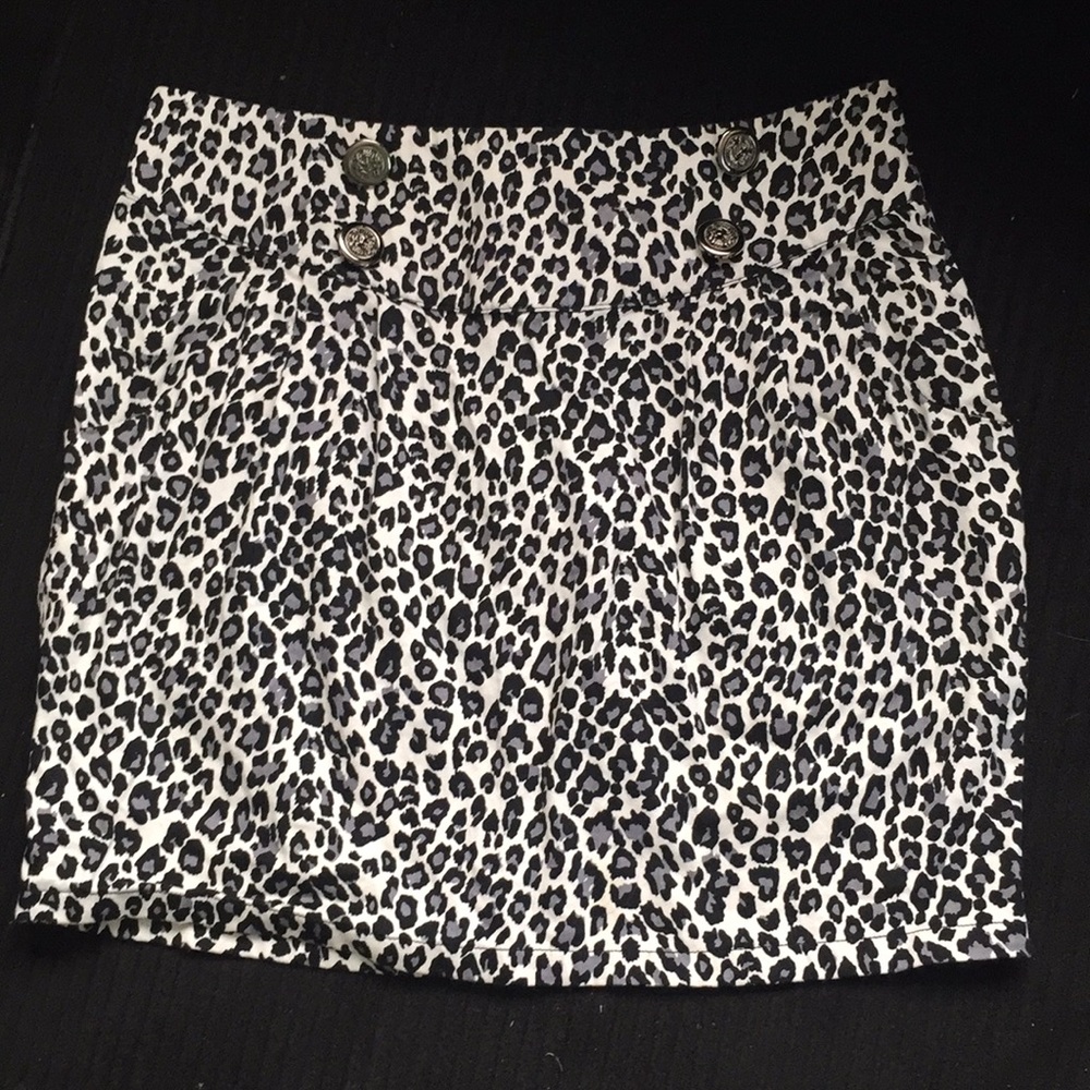 Leopard print mini skirt